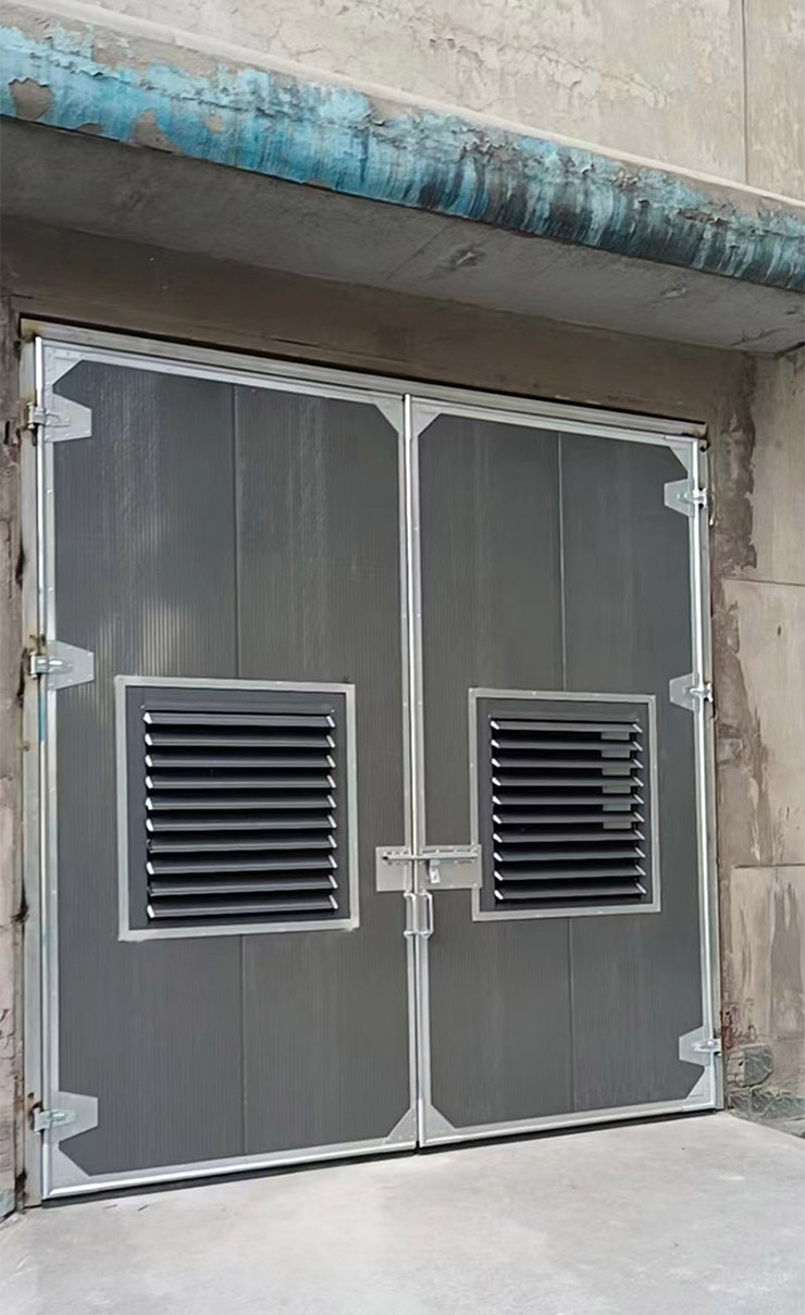 ���I�T(�����T)