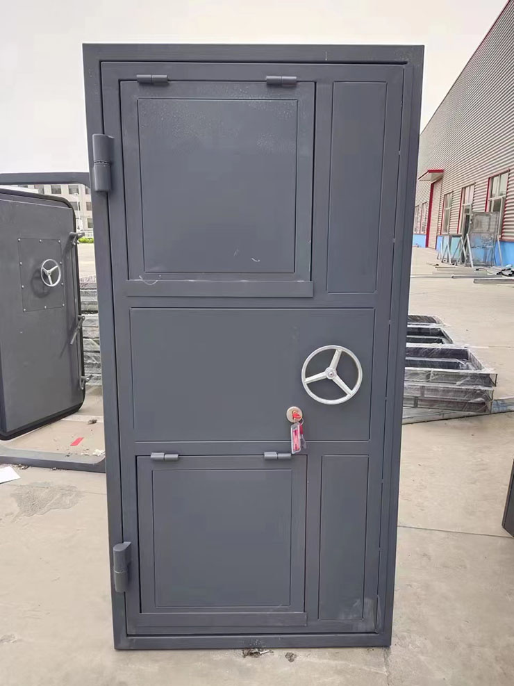 й���T��й���T��