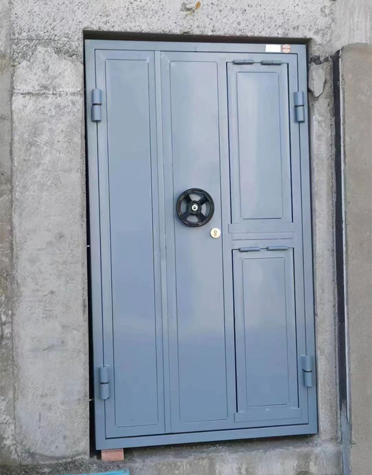 й���T��й���T��