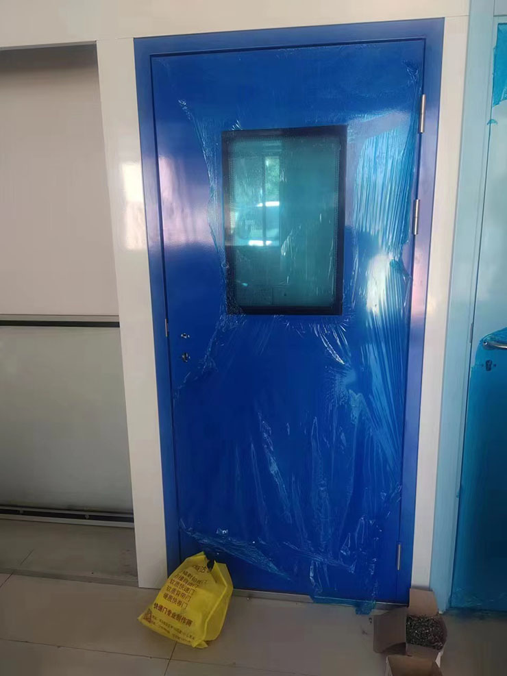 �t(y��)���T�������T��